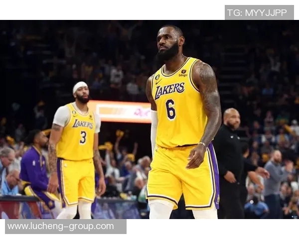 湖人顺利晋级季后赛，詹姆斯表现稳定，期待更精彩的后续